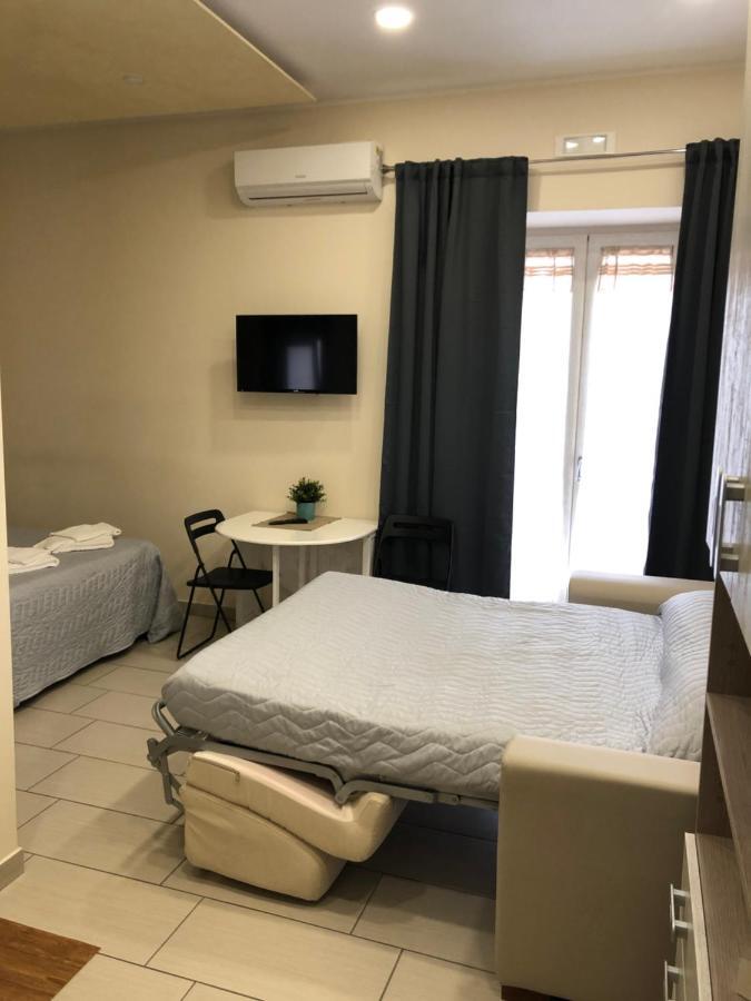 Room25Mq Picasso Cercola Exterior foto